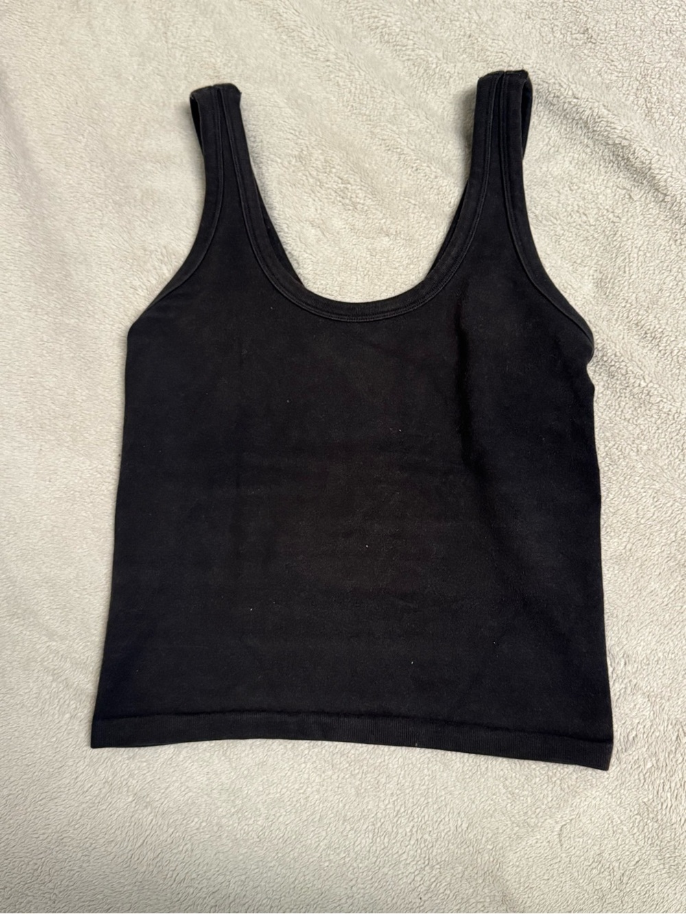 alo Tank Top in Black